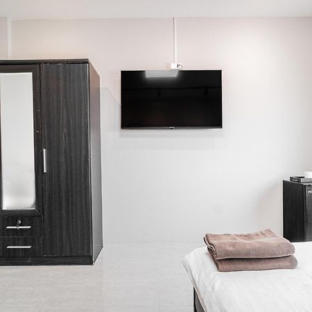 Breakers Hotel Rawai エクステリア 写真